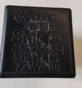 431 955 531 VW Audi 229 Windshield Wiper Relay 72WA101 Siemens 431955531 - Picture 1 of 6