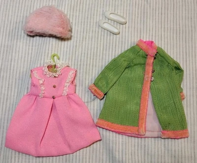 Vintage Skipper #1747 Roupa de Princesa Rosa Vestido Chapéu Sapatos e Cabide Barbie - Imagem 1 de 4
