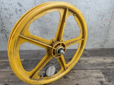 Bmx 20” Yellow Mag Front Wheel Rim - Image 1 of 4