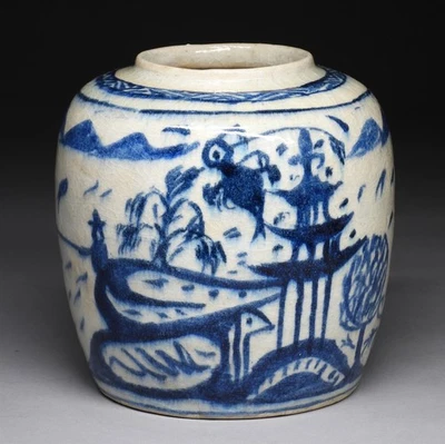 Antiguo siglo XIX. Tarro de té de jengibre decorado azul y blanco de pescador chino Foto 1 de 4