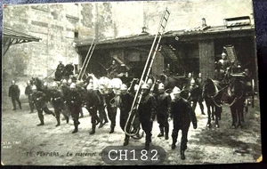N °804/182  CPA  de Paris Pompiers Le Matériel d'Incendie  Non  Ecrite - Imagen 1 de 2