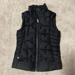 The North Face 550 gilet imbottito piumino d'oca piccolo nero giovani scuola sci outdoor - Foto 1 di 5