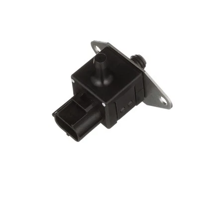 New SMP Fuel Pressure Sensor For 2000-2008 Jaguar S-Type - Image 1 of 4