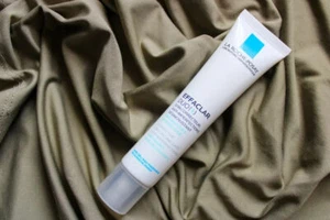 La Roche-Posay Effaclar Duo (+) Anti-Imperfections Treatment  40ml 1.35oz COS006 - Picture 1 of 5