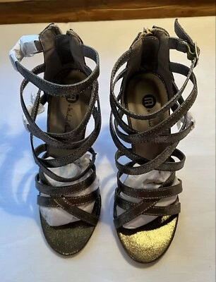 Sandalias de vestir Michael Antonio para mujer RIMIO-MET con tiras doradas con PU talla 7,5 M Foto 1 de 4