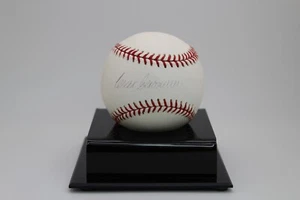 Cesar Geronimo Autographed Major League Baseball MLB Holo - Picture 1 of 8