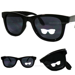 New Classic Vintage Folding Foldable Sunglasses Celebrity Retro VTG Black Shades - Picture 1 of 4