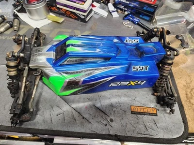 Buggy TLR LOSI 22X-4 Elite 4x4 1/10 deslizante 2 cuerpos personalizados + extras ¡LQQK! Foto 1 de 4