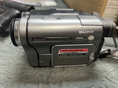 Sony Handycam DCR-TRV280 Digital 8 Camcorder Video Camera Only (Tested) - Image 1 of 4