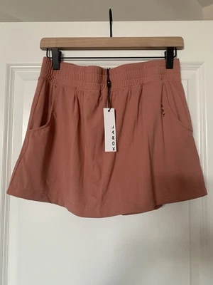 Pantalones cortos Koral Activewear nuevos con etiquetas.  Hecho en USA.  Grande. Piedra arenisca. Foto 1 de 4