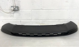 SKODA KAROQ 2017-2020 FRONT BUMPER LOWER SPOILER / GRILLE TRIM NEW GENUINE - Picture 1 of 14
