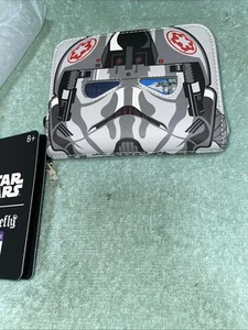 Disney Loungefly At At Wallet Star Wars Zip Around 5 In X 4 In New With Tags - Picture 1 of 10