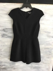 NEU! VINCE. V288450508 Kleid mit umgekehrtem Plissee und V-Ausschnitt, 4 - schwarz - Bild 1 von 11