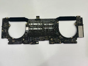 Carte mère 16Go / 512Go MacBook Pro 13″ A1707 (2017) + touch ID + cache arrière - Photo 1/2