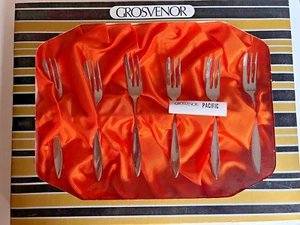 Grosvener Mytton Rodd cake forks setting for 12 original box retro granny core - Picture 1 of 11