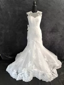 BERKETEX LACE WEDDING DRESS - SIZE 4 6 8 BRIDAL BALL , CONDITION NEW RRP £999 - Picture 1 of 9