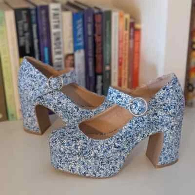 Lavandería China Floral Mary Janes Talla 5 Foto 1 de 4