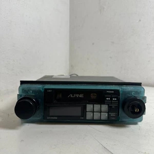 Lettore cassette radio FM/AM vintage Alpine 7167 nero per autoradio - Foto 1 di 12