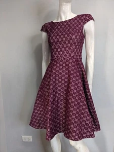 Review Sz 8 Maroon Lace Fit & Flare Dress AS NEW - Picture 1 of 6