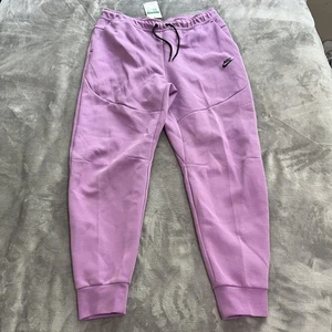 Nike Tech Fleece Pants Mens XL Purple CU4495-532 Slim Fit Tapered Joggers New - Picture 1 of 14
