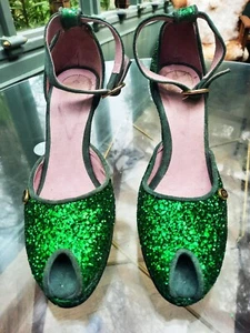 Woman's emerald green sequined shoes. Red or Dead size 4. Great condition. - Picture 1 of 6