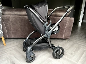 Egg Stroller- Quantum Grey- Full Travel System - Picture 1 of 14