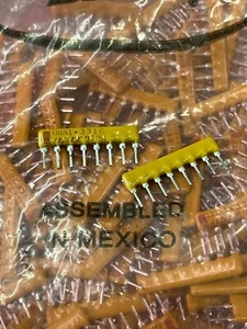 10x CSC08A01-331G 330R 2% 1W Resistor Networks & Arrays 8pins 330Ω DALE - Picture 1 of 2