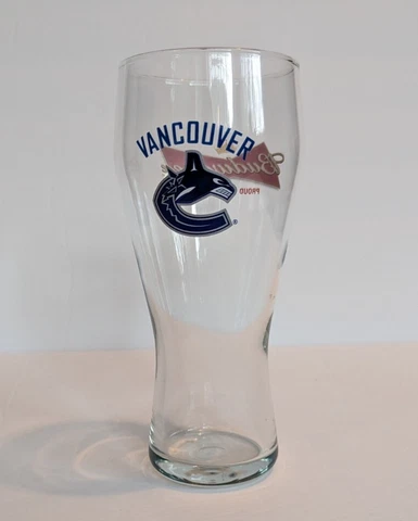 Vancouver Canucks Budweiser Pint Glass NHL Hockey Beer Cup Cover