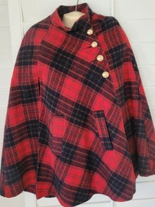 Vintage Wool Tartan Plaid Cape Large Gold Buttons - Picture 1 of 6