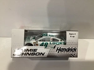 1/64 Action Jimmie Johnson #48 Lowe’s Emerald Green 2013 Chevy SS - Picture 1 of 2