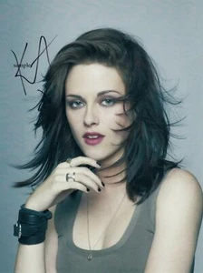 KRISTEN STEWART REPRINT 8X10 PHOTO SIGNED AUTOGRAPHED PICTURE MAN CAVE GIFT - Picture 1 of 1