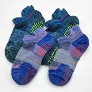 4 Pairs Women's Gripper Lightweight Ankle Socks 2 Color Mix BOMBAS Size M 8-10.5 - Picture 1 of 3