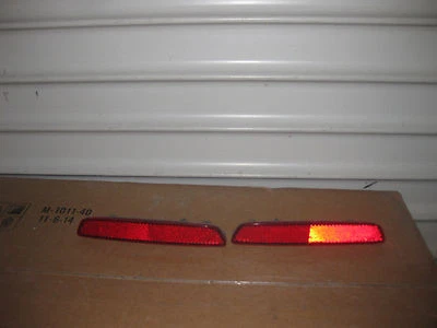 2010-2015  GMC Terrain Reflectors Light Lamp Set  Driver & Passenger Side Pair - Image 1 of 3