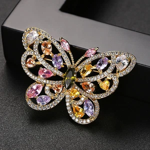 Spilla farfalla cristallo zirconi AAA placcata oro spilla accessori gioielli donna regalo - Foto 1 di 8