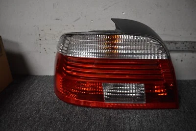 2001-2003 BMW 540I БАЗОВЫЙ ЗАДНИЙ ФОНАРЬ ЛЕВАЯ СТОРОНА ЗАВОДСКОЙ OEM - Изображение 1 из 4