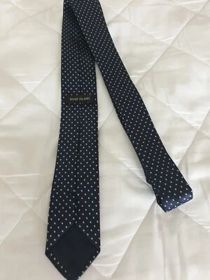 Corbata ajustada River Island Foto 1 de 4