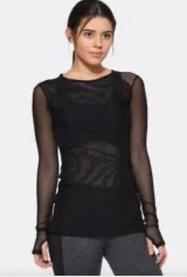 ALALA ~Talla XS ~ $110. Camisa pulóver atlética de malla en capas con agujeros para los pulgares a77 Foto 1 de 4