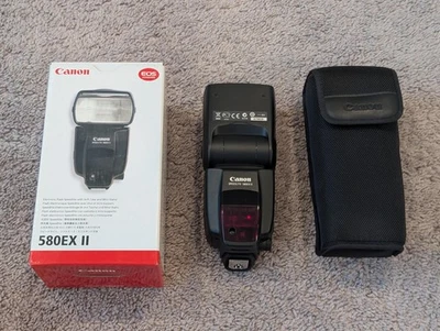 Canon Speedlite 580EX II Shoe Mount Flash - Image 1 of 4