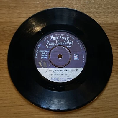 Pink Floyd Another Brick In The Wall 7" Vinyl Single 1979 Harvest HAR 5194 A2/B1 - Image 1 of 4