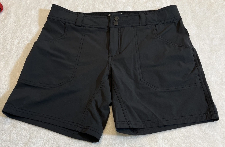 Curto Dakine Feminino Faye Mountain Ciclismo Acampamento Caminhada Cinza Tamanho Médio - Imagem 1 de 4