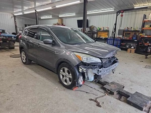 Used Differential Carrier Assembly fits: 2014 Ford Escape rear 3.07 ratio w/ID S - Picture 1 of 17