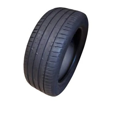 MICHELIN PILOT SPORT 4 SUV BSW P 255 50 19 107Y XL ALL SEASON TIRE ‎39750 Foto 1 de 4