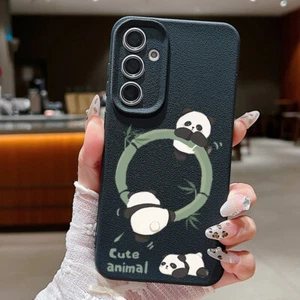 Custodia silicone antiurto per Samsung S24 Ultra S23 A15 A55 A16 simpatica panda - Foto 1 di 19