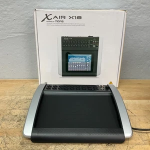 Mezclador digital controlado por tableta Behringer X Air X18 de 18 canales con adaptador de CA - Imagen 1 de 6