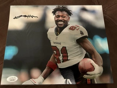 Antonio Brown Signed 8x10!!! JSA Authenticated!!! - Image 1 of 3
