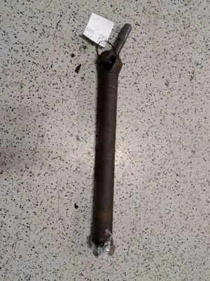 EJE DE TRANSMISIÓN DELANTERO PARA GMC YUKON 1999-2007 Foto 1 de 3