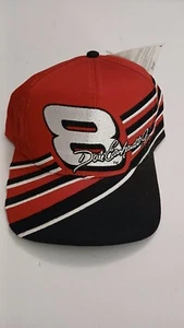 Cappello Chase Authentics Dale Earnhardt #8 con schienale a scatto. Nuovo con etichetta. Strisce rosse.  Regolabile. - Foto 1 di 10