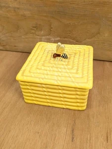 Rare 1940's MINTONS Pottery Basket Bee Hive Weave Dish Box With Lid - Excellent - Picture 1 of 7