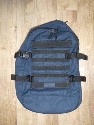 EASTPAK Rucksack Floid - schwarz/blau - unbenutzt - Bild 1 von 4