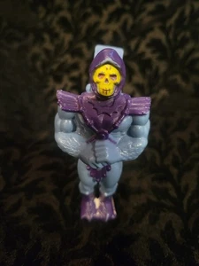 Figura con clip de esqueleto Masters of the Universe 1984 de colección - Imagen 1 de 2